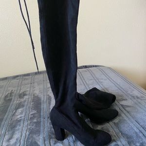 Knee high heals